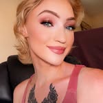Victoria mae - @torixxfloyd - Instagram