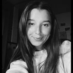 Tori - @tori.watson30 - Instagram