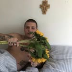 @toymakerrrr - Instagram