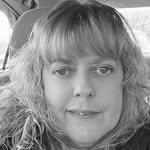 Tracey Lee - @traceymello - Instagram