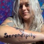 Tracey Baldwin-Reeder - @whattraceywrites - Instagram