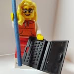 Traci Gardner - @tengrrl - Instagram