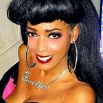 Tracy Holt - @misstrcythequeenbee - Instagram