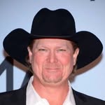 Tracy Lawrence - @realtracylawrencefanpage4 - Instagram