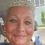 Traci Snyder - @traci71721 - Instagram