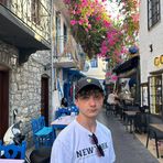 Connor Eales Treacy - Facebook