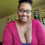Tracy Earls - @tracy_earls100 - Instagram