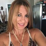 Tracy Gilliard - @tracyg_75 - Instagram