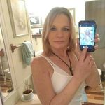 Tracy Kinder - @tracy.kinder.58 - Instagram