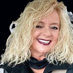 Tracy Miller - @tracy_large - Instagram