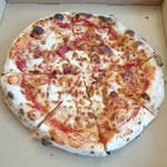 Dan and Tracy Major - @majorly.good.grub - Instagram
