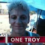 Tracey Skaggs - @rednecksewaholic - Instagram