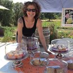 Tracy Walls - @snapdragonbakery - Instagram