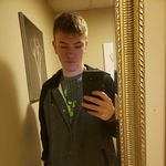 Travis Ruff 📱🎧🎸🐈🏀🏇🏈 - @speed_of_god - Instagram