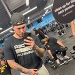 Travis Stark - @pbjayyo - Instagram