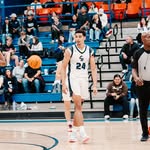 Tre - @tredavis.24 - Instagram