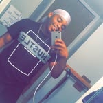 @trell_daviss - Instagram