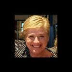Tricia Eckert - @winstonthelabbradoodle - Instagram