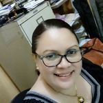 Mechy Flores - @trina.flores.587 - Instagram