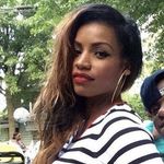 Trina Lambert - @sexylipstrina - Instagram