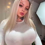Katrina Painter - @jarladill - Instagram