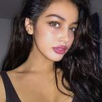 Trinity Garrett - @trinitytinpinot - Instagram