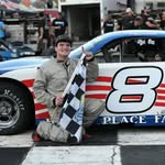 Tripp Evans - @tripperdoo8 - Instagram