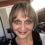 Trish Harris - @trishloves2paint - Instagram
