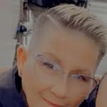 Trish Walters - @lefti.43 - Instagram