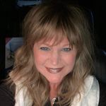 Trisha Carpenter Queen Barr - @trisha.carpenter.queen.barr.15 - Instagram