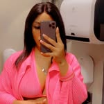 Trisha Gold - @succe_ss955 - Instagram