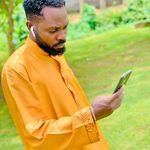 Troy Bee - @black.preacher - Instagram