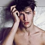 troye- - @troyelively - Instagram