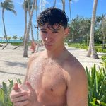 Tyler Downs - @tylerdowns - Instagram