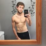 Tyler Flowers - @tylerflowers1992 - Instagram