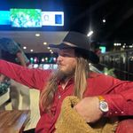 Tyler Flowers - @surfhomey - Instagram