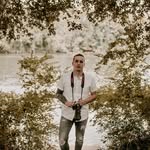 Tyler Vesely - @quinnstory - Instagram