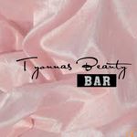 Tyonna Davis - @tyonnas.beauty - Instagram