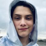 tyrell cross - @theyluvtyrell - Instagram