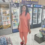 Uloma Obi - @uloma.obi.75 - Instagram