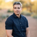 Umar Waheed - @wineprn - Instagram