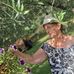 Ursula Bohns - Facebook