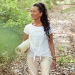 Ursula Lang-Rauscher - @yoga_isi - Instagram