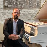 آموزش تخصصی پیانو و دروس مبانی موسیقی - @vahid.ebrahimi.pianist - Instagram