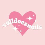@valellise - @valldoesnails - Instagram