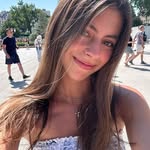 Valentina Estrada - @valestrada - Instagram