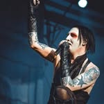 Val - @valfuller_hy.9b - Instagram