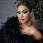 Val Gal - @valgalsmakeup - Instagram