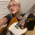 Val Galdos - @valgaldos.music - Instagram