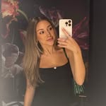 Valerie - @valgall21 - Instagram